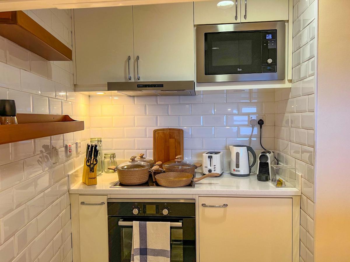 Exquisite, Luxe 1Bd Apartment, Unparalleled Sea Views, Prime Dubai Marina Location & Full Kitchen By "La Buena Vida Holiday Homes Exteriör bild